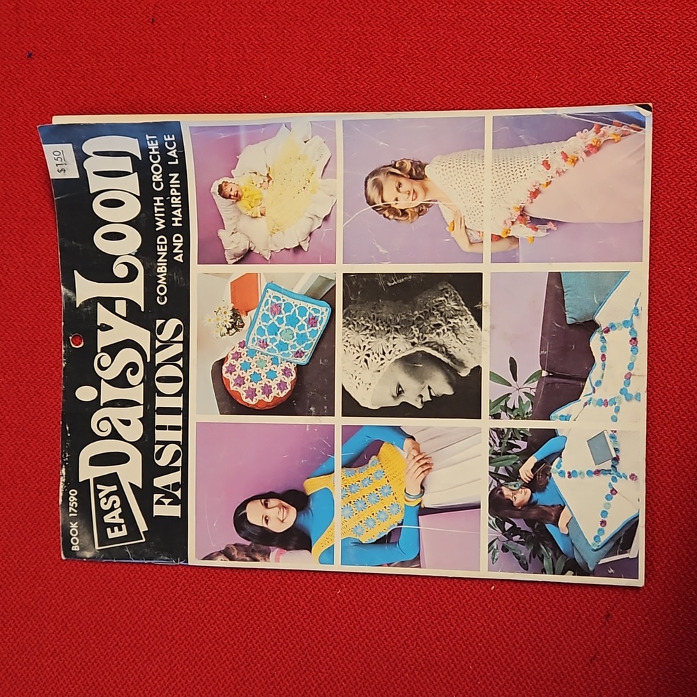 2 vintage crochet pattern instruction booklets 60s 70s granny squares shrink - Picture 3 of 15